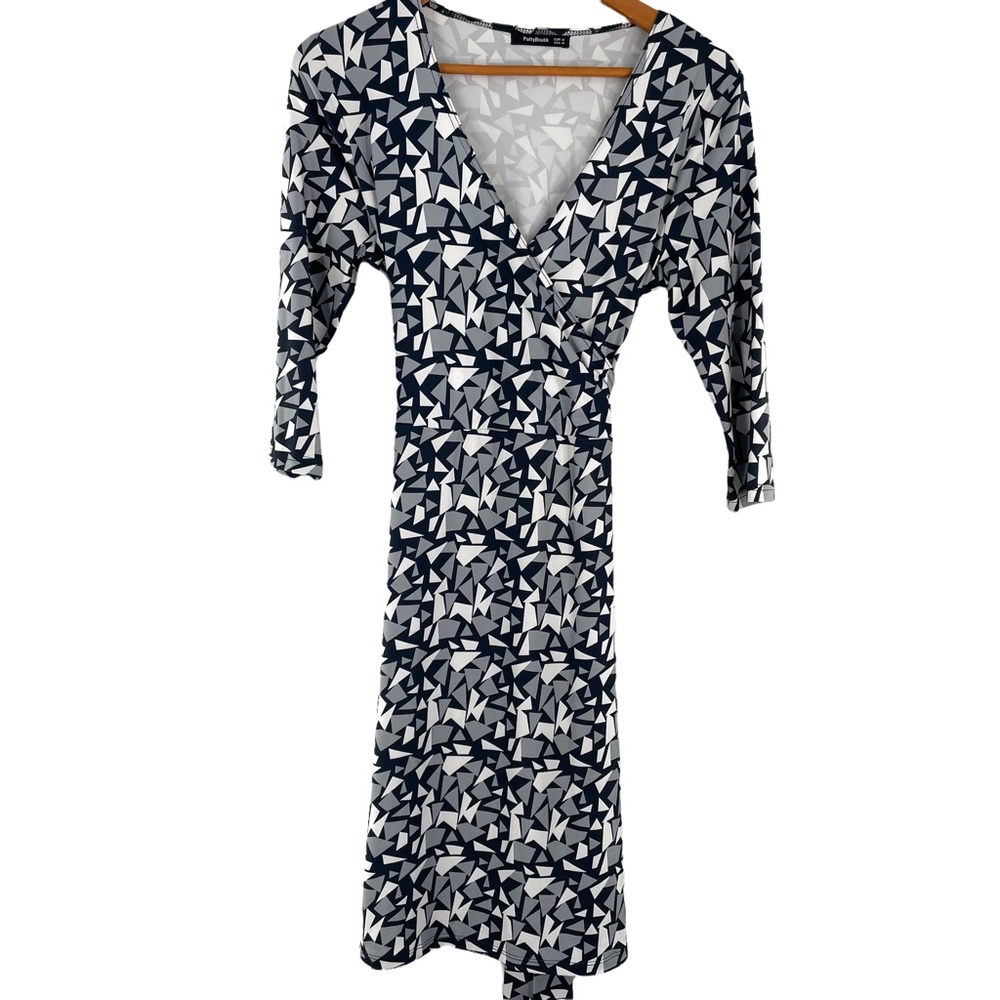 PattyBoutik Geometric Black and Gray  Print Faux Wrap Dress in Medium
